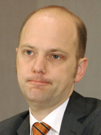 Steffen.
