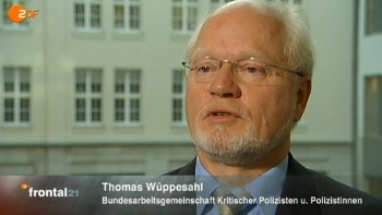 Thomas Wüppesahl bei Frontal21